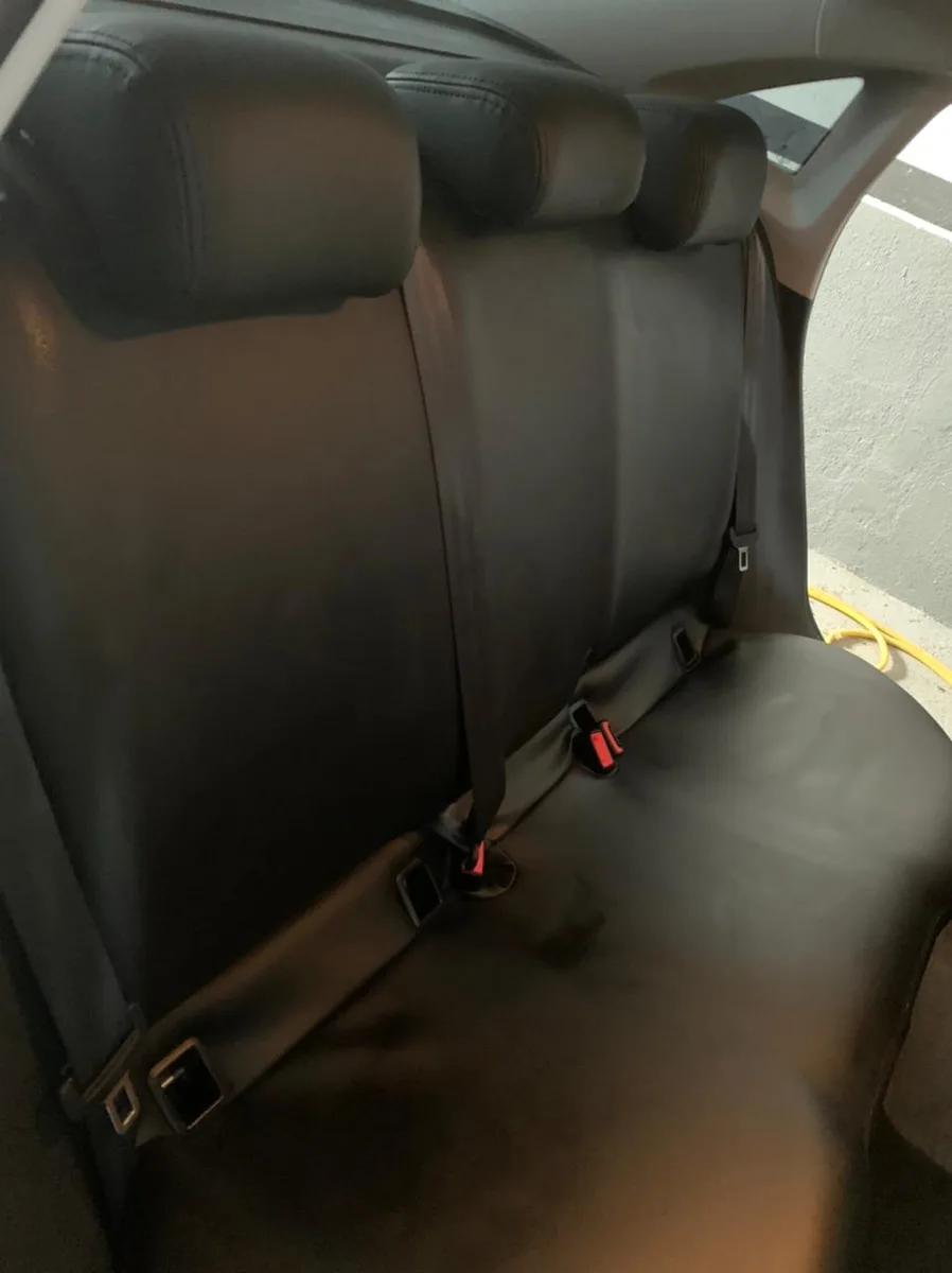 Tapeçaria automotiva em couro - projeto 7 - P. Roberto Auto Capas Santos