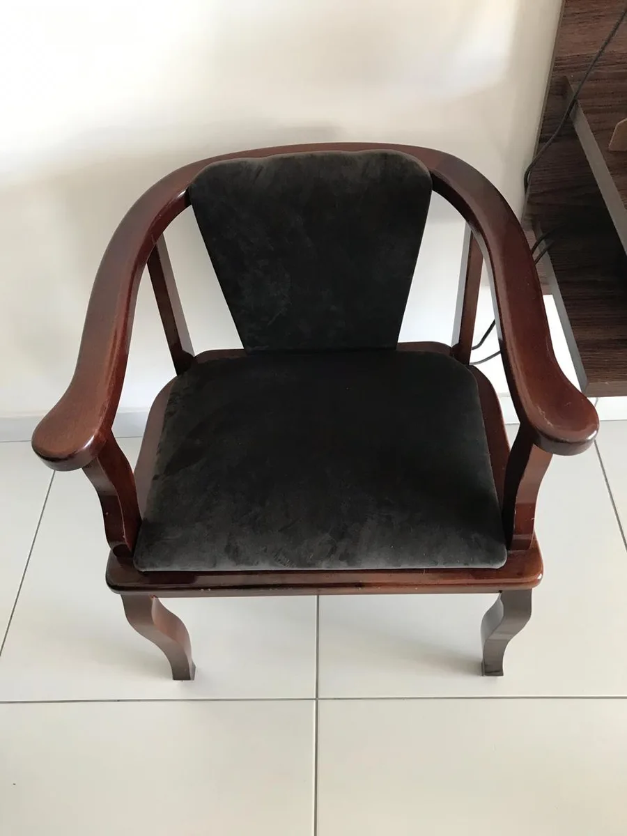 Trabalho de tapeçaria realizado - P. Roberto Auto Capas Santos