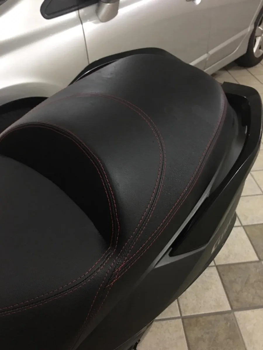 Trabalho de tapeçaria realizado - P. Roberto Auto Capas Santos