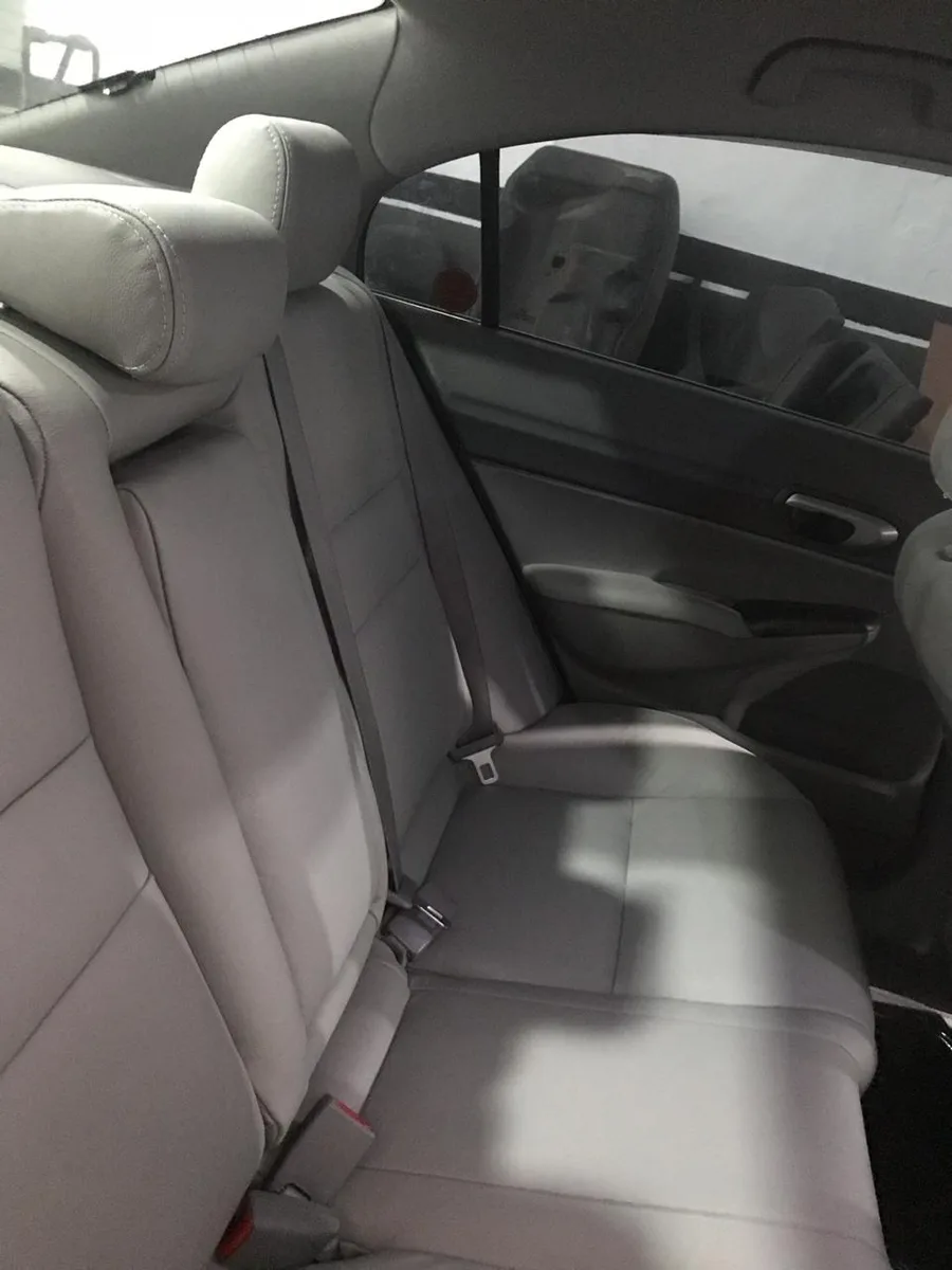 Trabalho de tapeçaria realizado - P. Roberto Auto Capas Santos