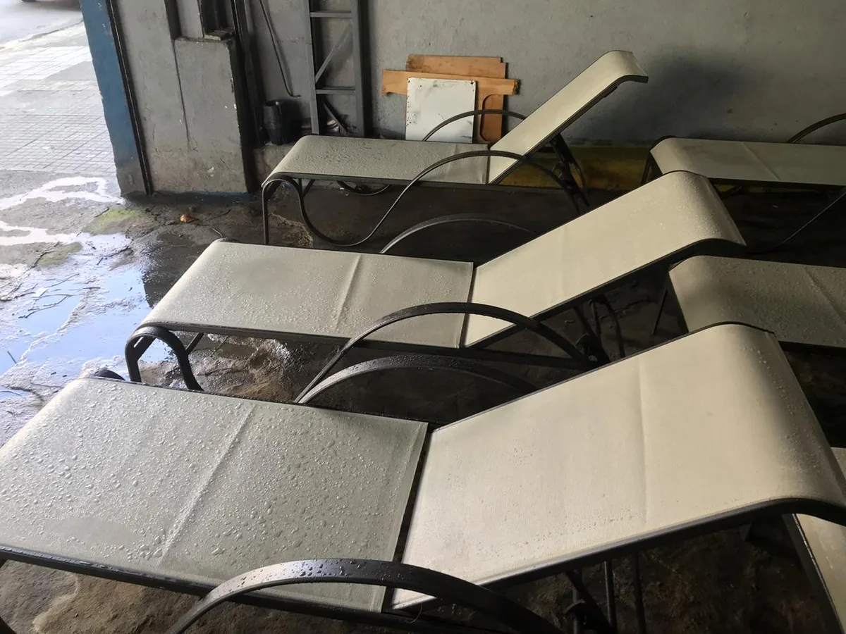 Trabalho de tapeçaria realizado - P. Roberto Auto Capas Santos